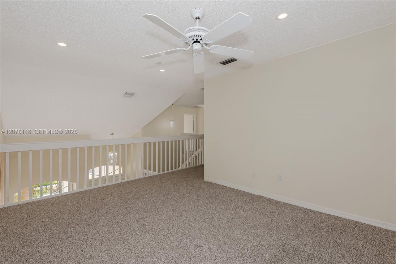 1984 NW 179th Ave, Pembroke Pines, FL 33029 Photo