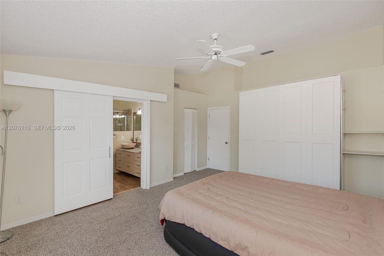 1984 NW 179th Ave, Pembroke Pines, FL 33029 Photo