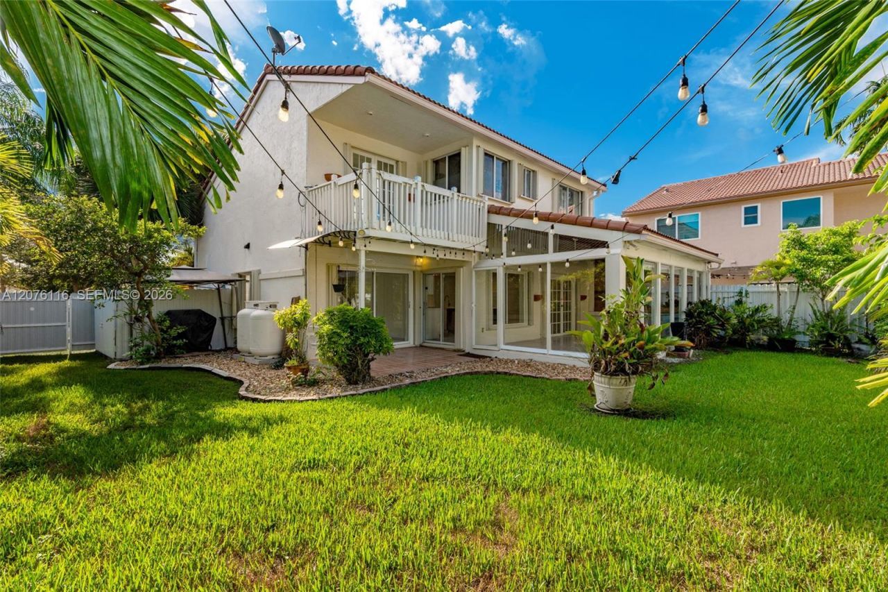 1984 NW 179th Ave, Pembroke Pines, FL 33029 Photo