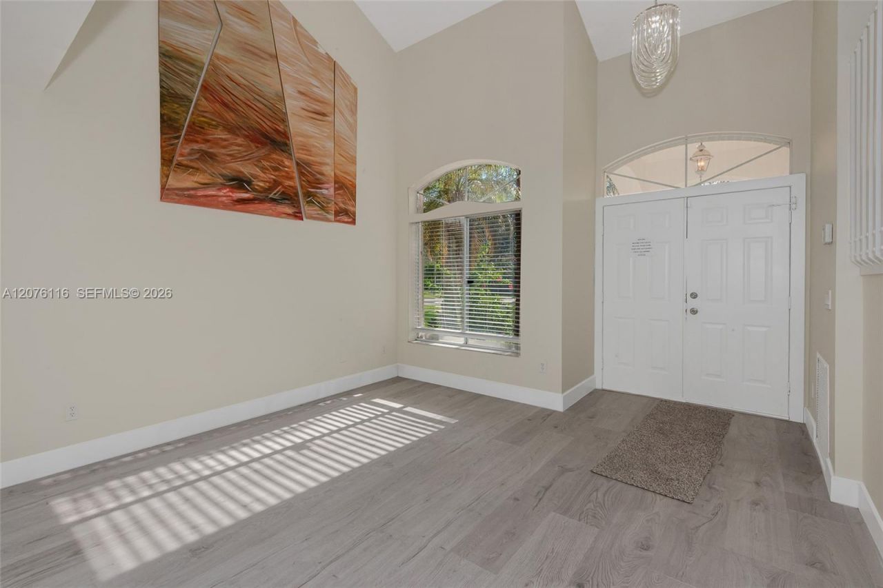 1984 NW 179th Ave, Pembroke Pines, FL 33029 Photo