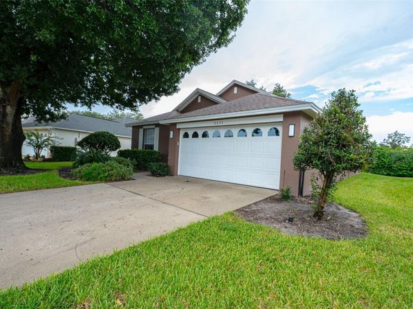 8034 ARCADIAN COURT , MOUNT DORA, FL 32757