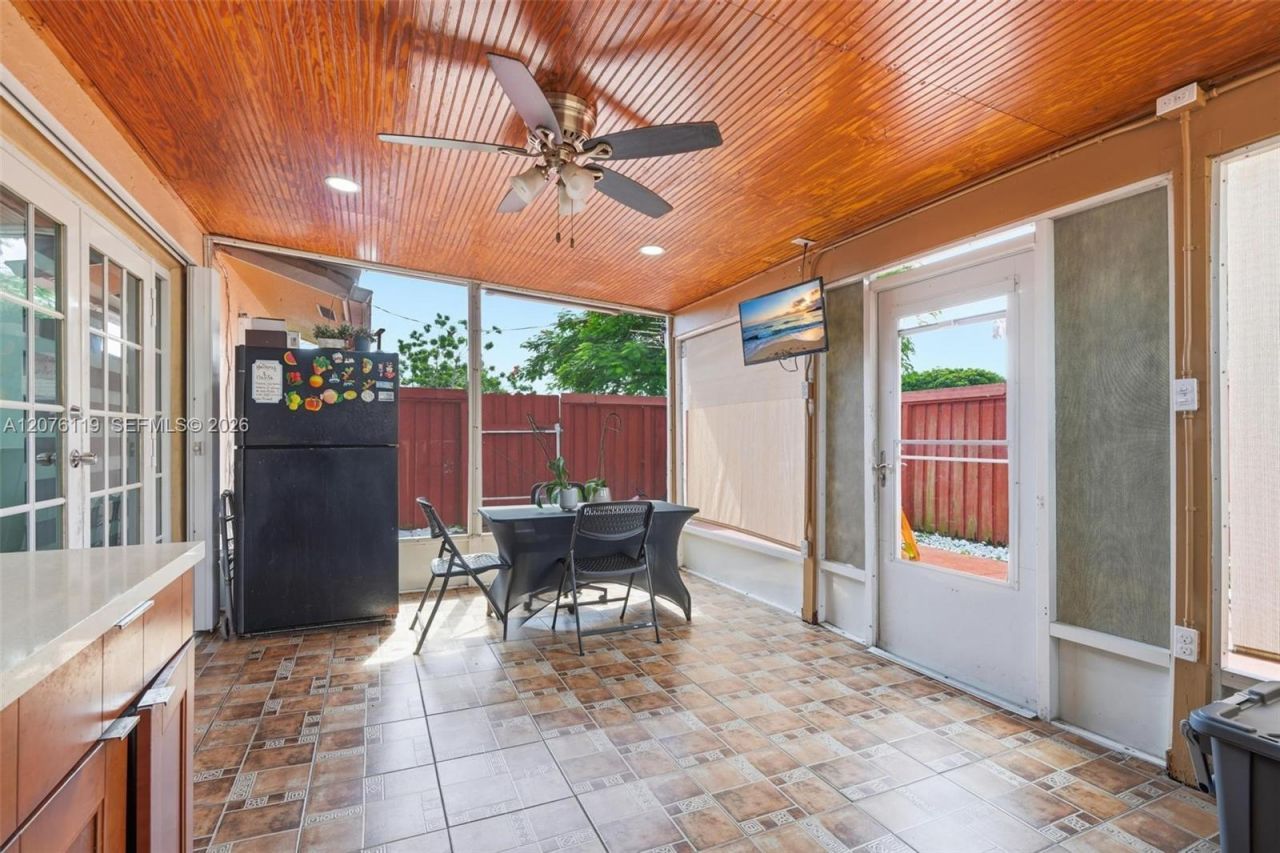 15378 SW 69th Ln, Miami, FL 33193 Photo