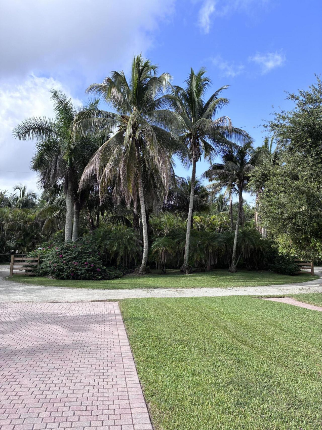 6937 Monmouth Road, West Palm Beach, FL 33413 Photo