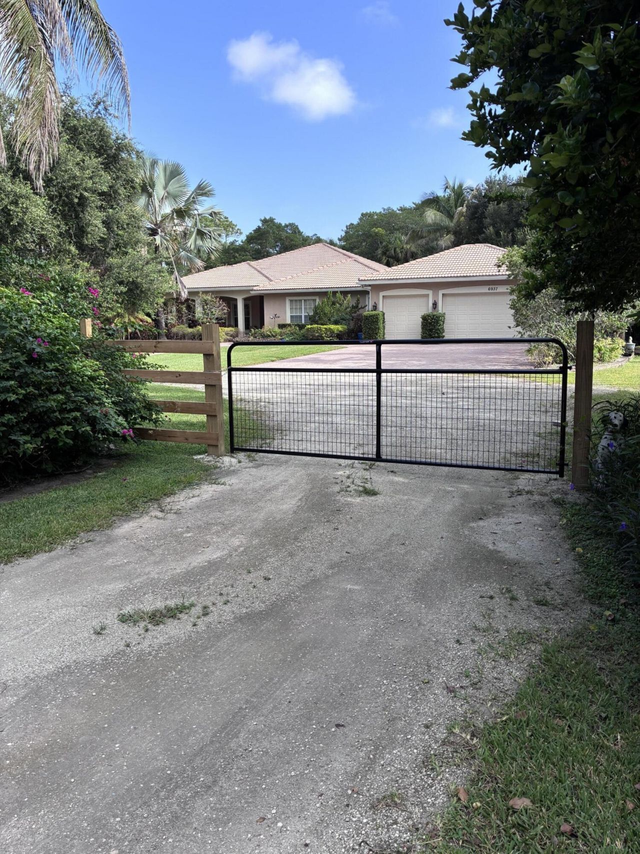 6937 Monmouth Road, West Palm Beach, FL 33413 Photo