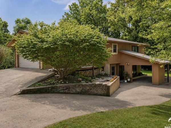 1025 Acorn Drive, Eudora, KS 66025