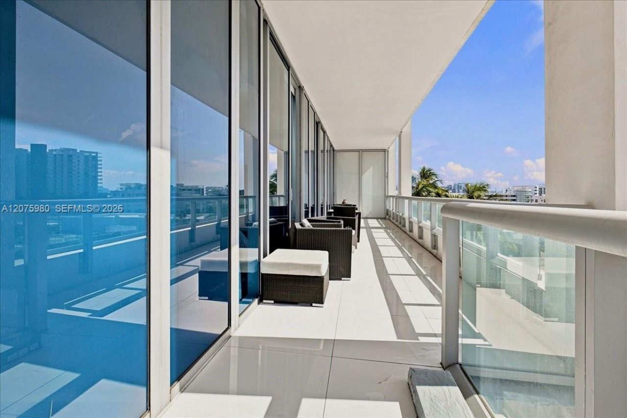 6799 Collins Ave , Unit 412, Miami Beach, FL 33141 Photo