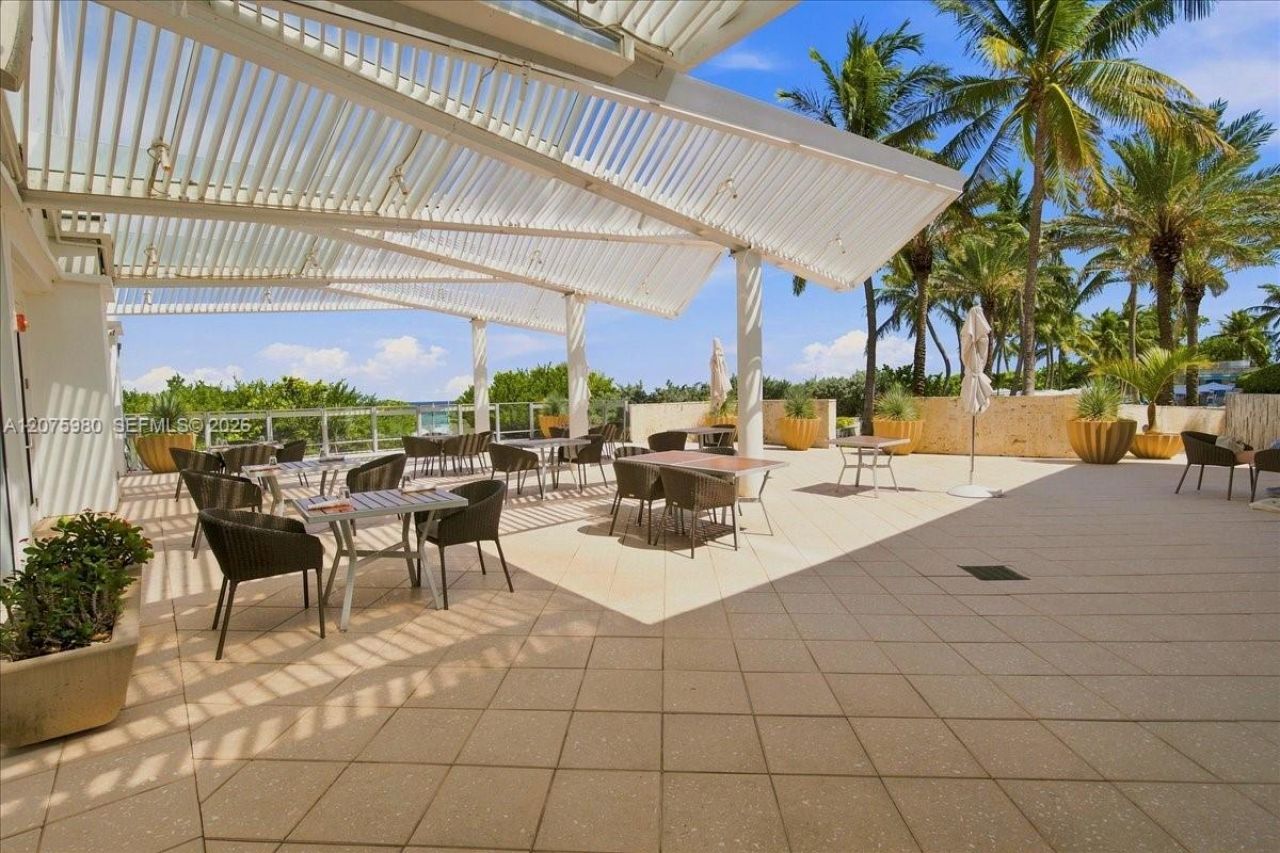 6799 Collins Ave , Unit 412, Miami Beach, FL 33141 Photo