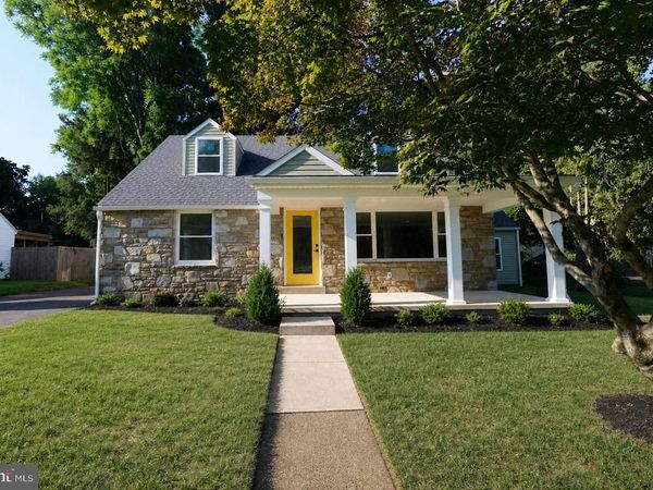 610 BURTON ROAD, ORELAND, PA 19075