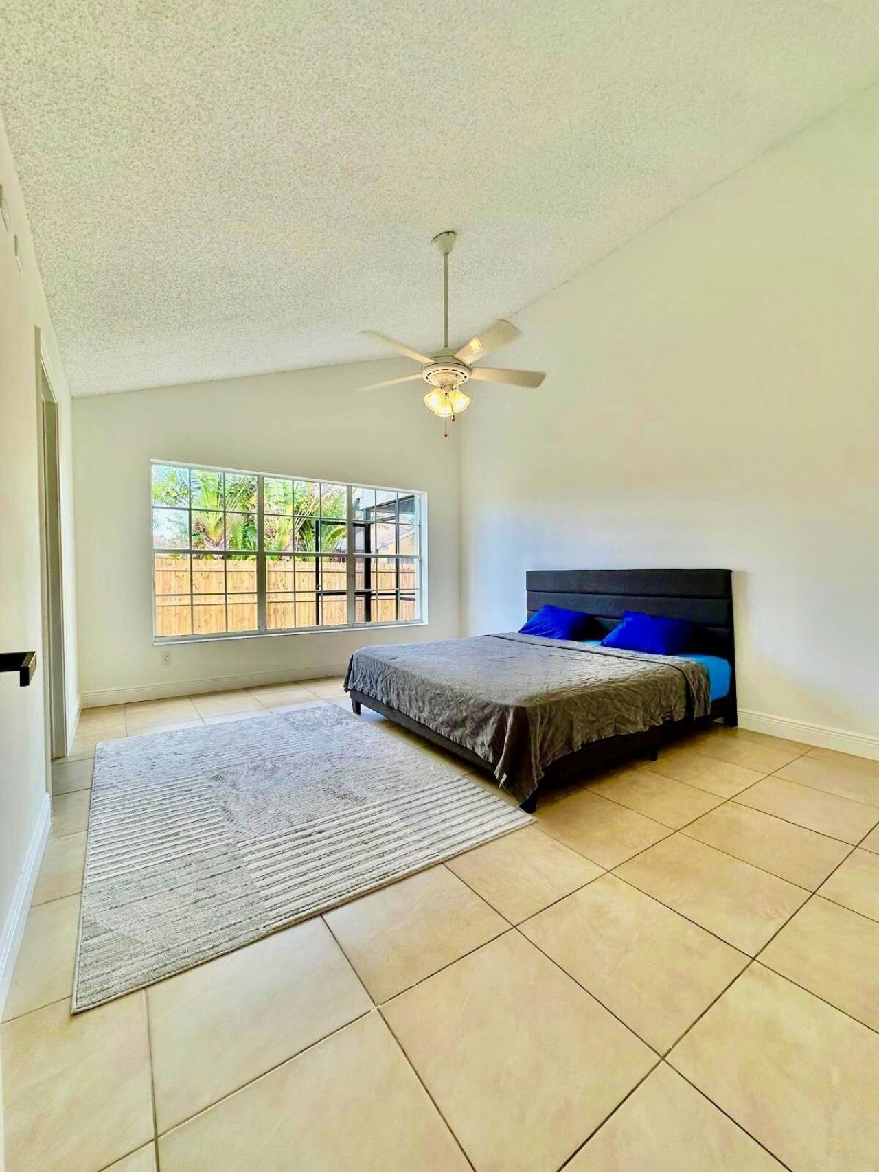22449 Middletown Drive, Boca Raton, FL 33428 Photo