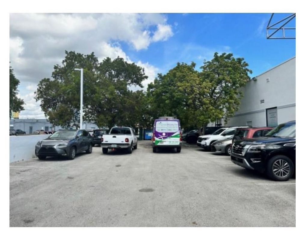 1119 SW 1st Street, Miami, FL 33188 Photo