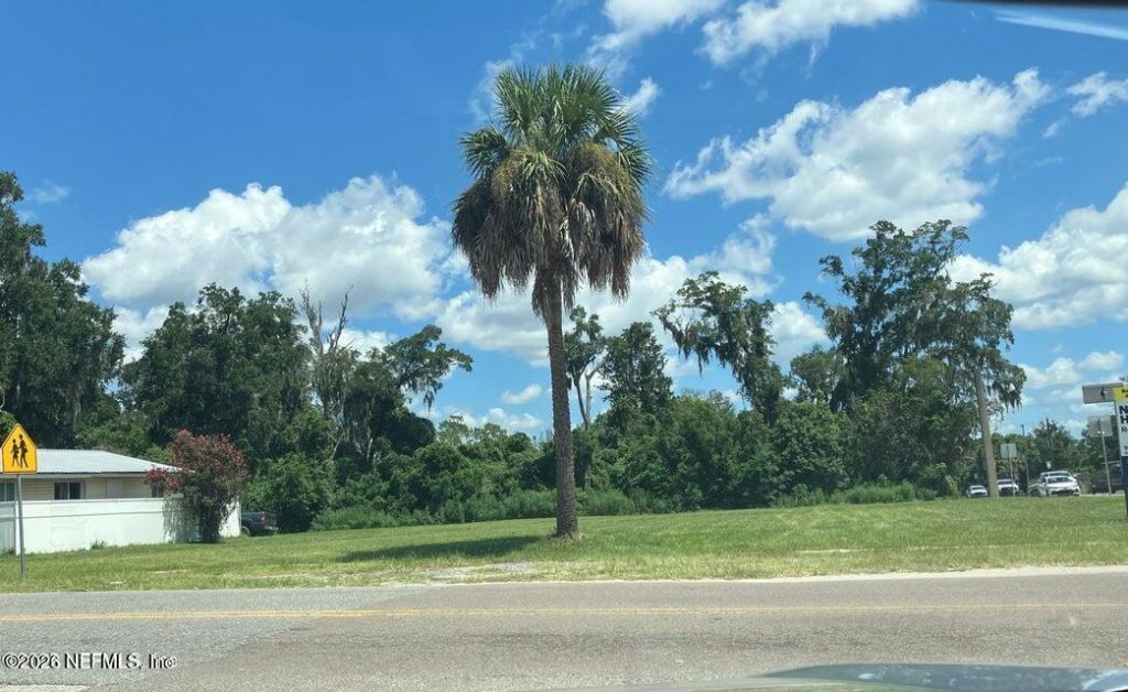 206 S OAKRIDGE Avenue Green Cove Springs, FL 