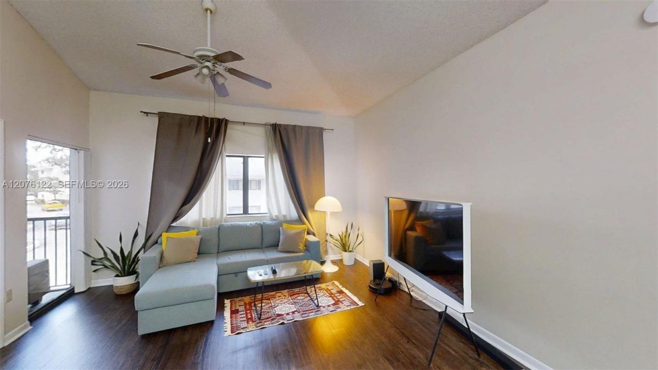 2550 SW 18th Ter , Unit 2118, Fort Lauderdale, FL 33315 Photo
