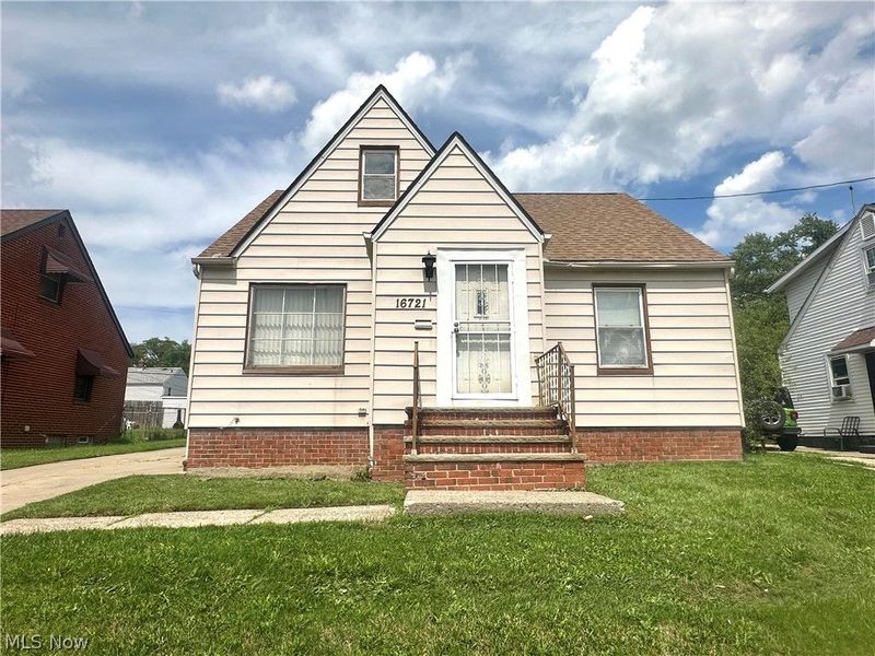 16721 Harvard Avenue, Cleveland, OH 44128 Photo 1