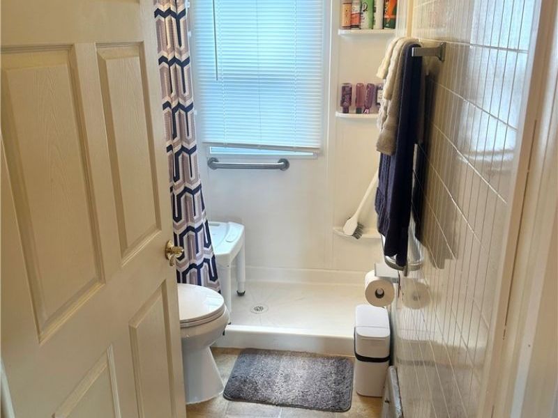 16721 Harvard Avenue, Cleveland, OH 44128 Photo 19