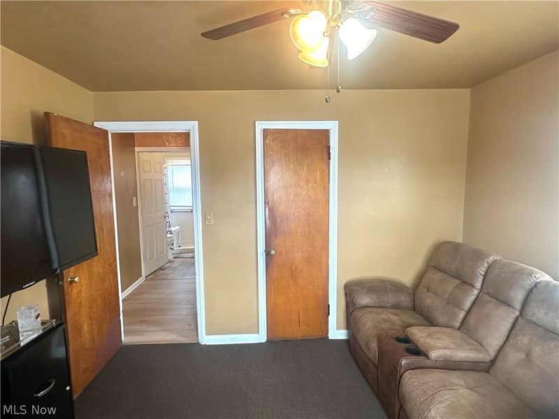 16721 Harvard Avenue, Cleveland, OH 44128 Photo 24