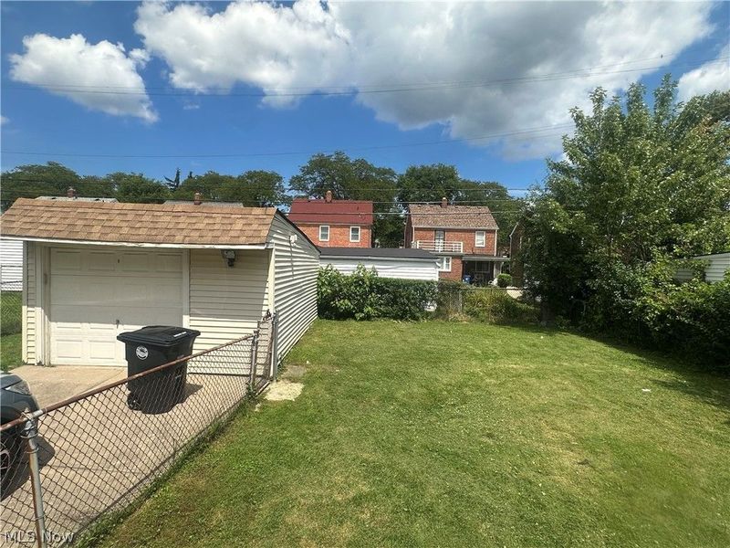 16721 Harvard Avenue, Cleveland, OH 44128 Photo 9