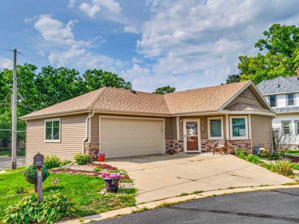 2004 Butler Court, Middleton, WI 53562