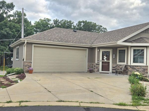 2004 Butler Court, Middleton, WI 53562