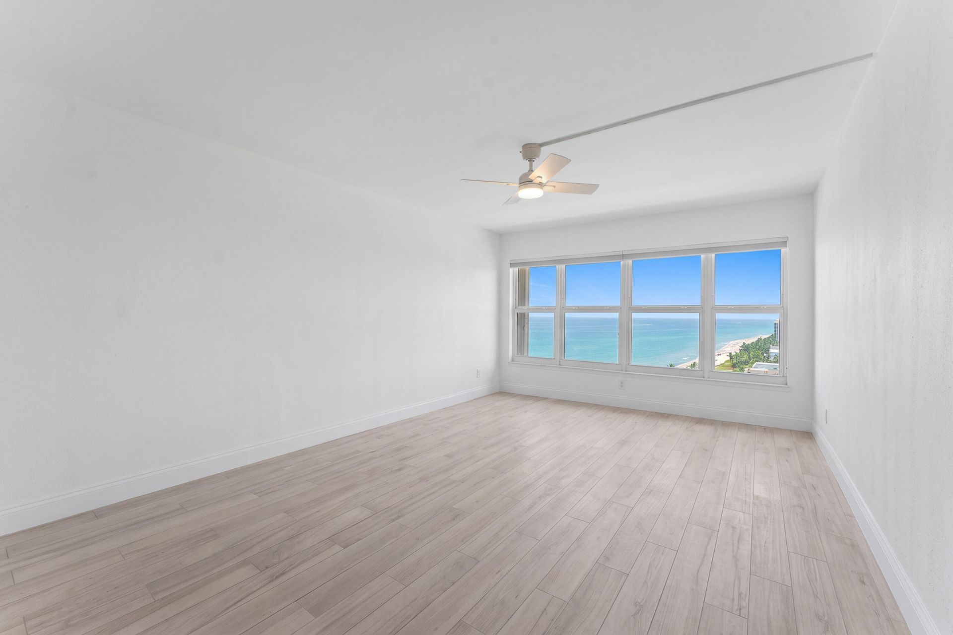 1021 Hillsboro Mile, Unit PH3, Hillsboro Beach, FL 33062 Photo