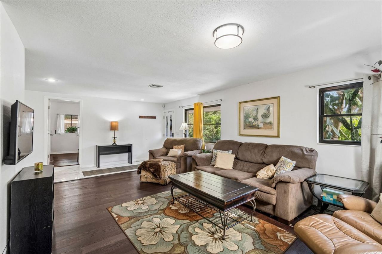 2017 S Village Avenue , Tampa, FL 33612 Photo