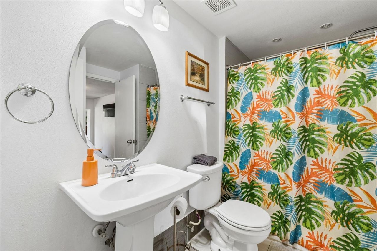 2017 S Village Avenue , Tampa, FL 33612 Photo