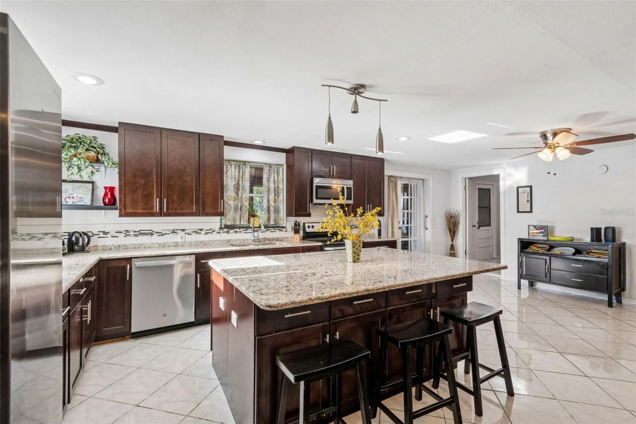 2017 S Village Avenue , Tampa, FL 33612 Photo