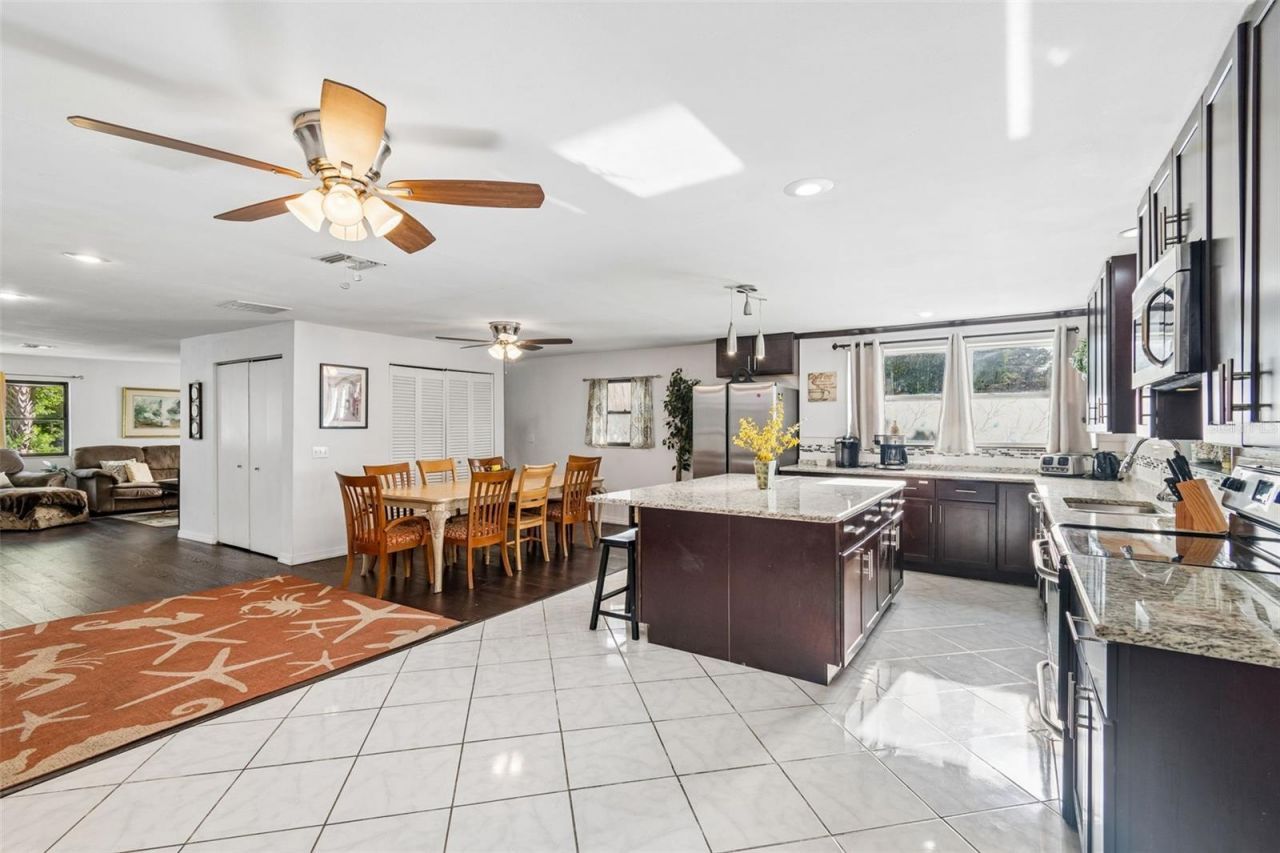 2017 S Village Avenue , Tampa, FL 33612 Photo