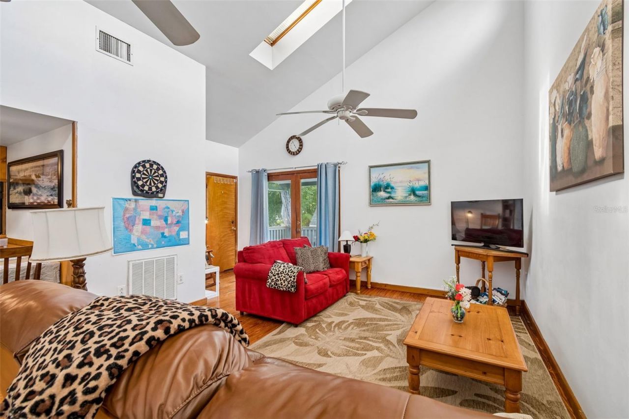 2017 S Village Avenue , Tampa, FL 33612 Photo