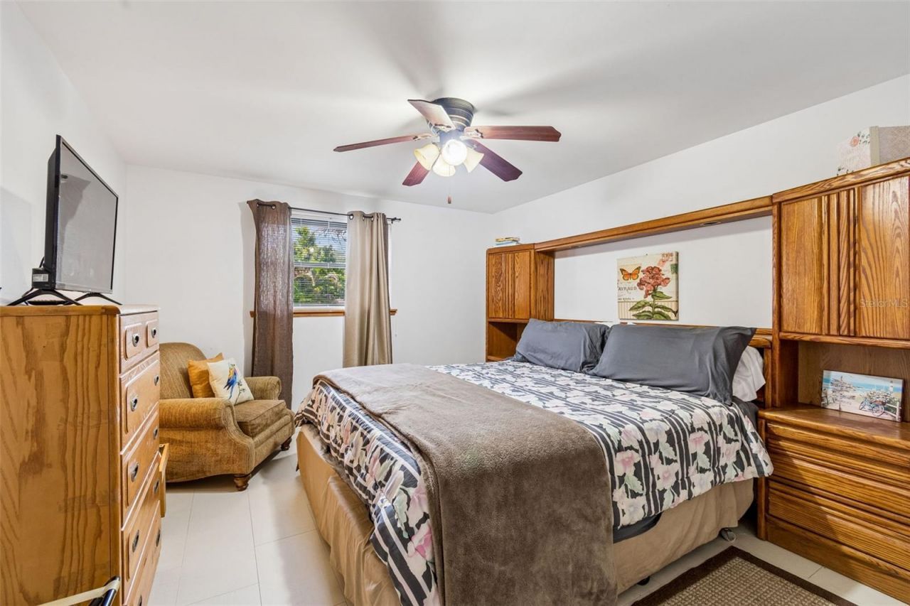 2017 S Village Avenue , Tampa, FL 33612 Photo