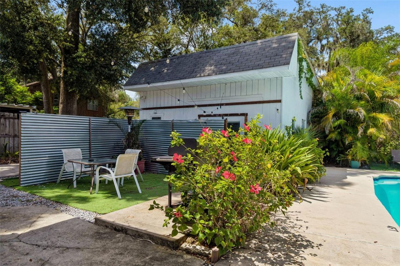 2017 S Village Avenue , Tampa, FL 33612 Photo