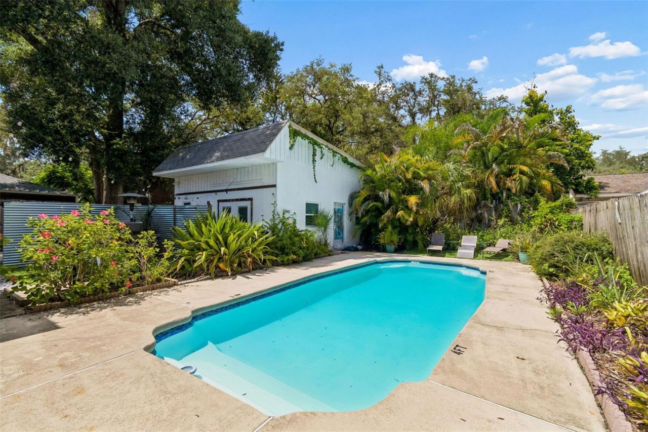 2017 S Village Avenue , Tampa, FL 33612 Photo