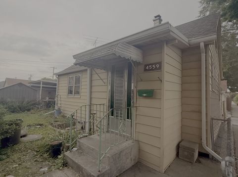 Main Photo