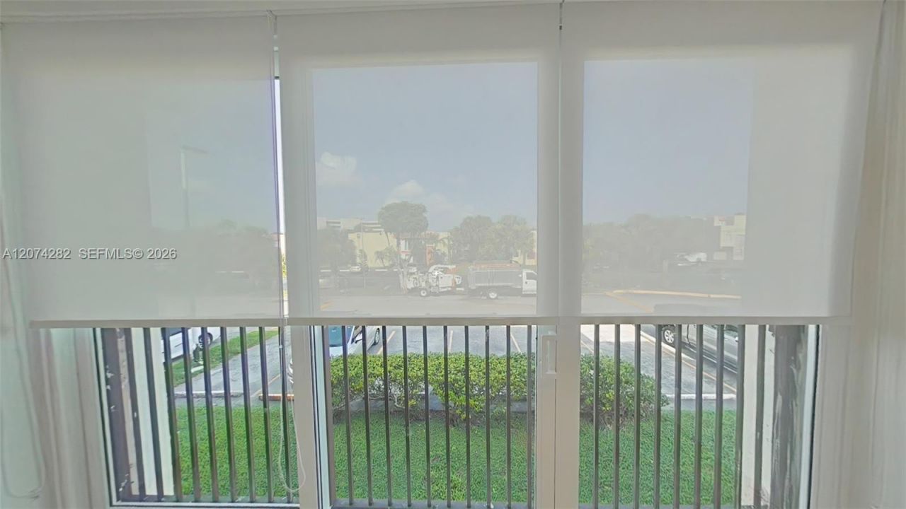 9431 SW 4th St, Unit 204-7, Miami, FL 33174 Photo