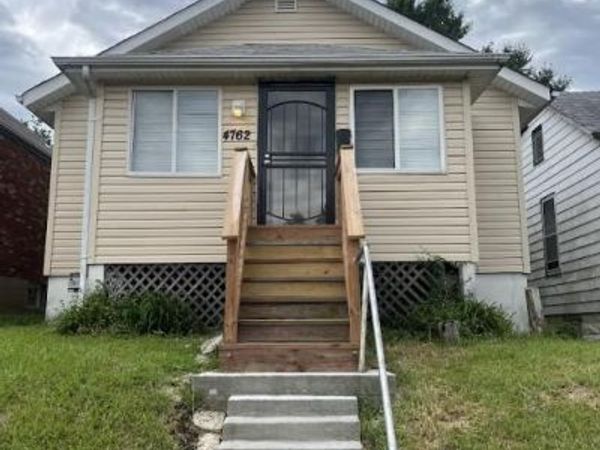 4762 Beacon Avenue , St Louis, MO 63120