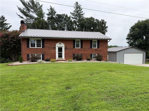 1000 Beaumont Poplar Street , North Wilkesboro, NC 28659
