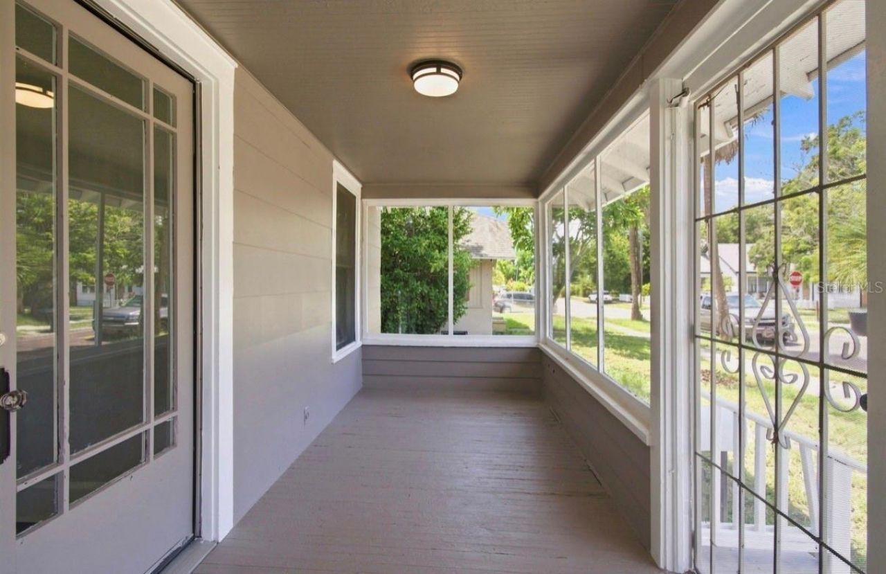 1140 10th Avenue S, Saint Petersburg, FL 33705 Photo