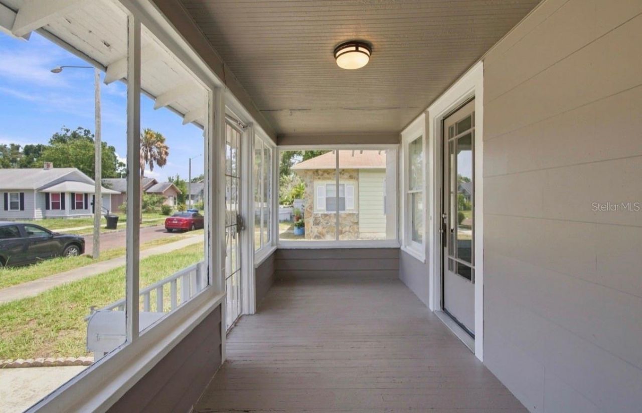 1140 10th Avenue S, Saint Petersburg, FL 33705 Photo