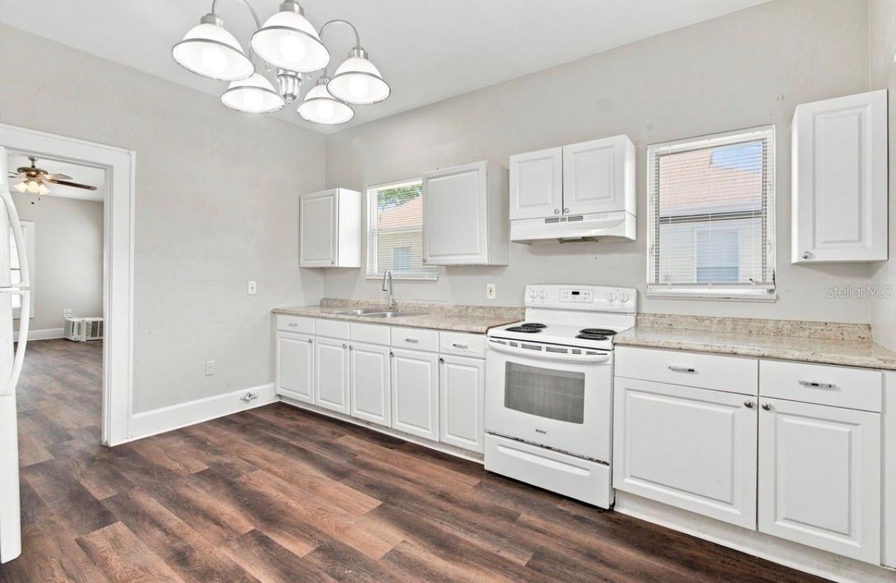 1140 10th Avenue S, Saint Petersburg, FL 33705 Photo