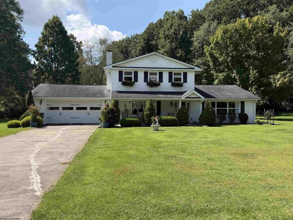 33 Lincoln Way, Buckhannon, WV 26201