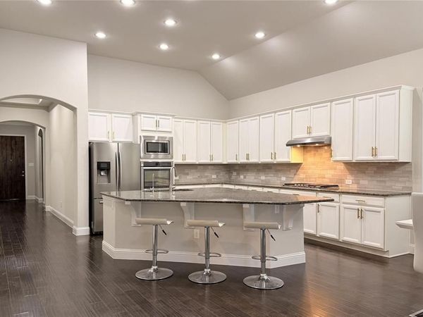 3721 Winchester, The Colony, TX 75056