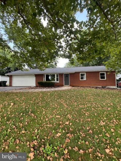 645 S MAIN STREET , SHREWSBURY, PA 17361