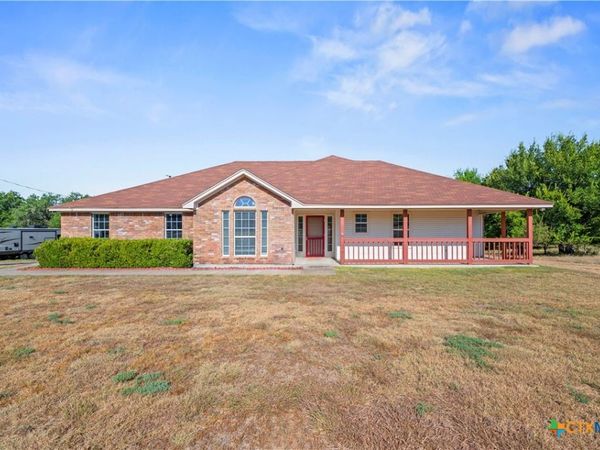 825 County Road 3350 , Kempner, TX 76539