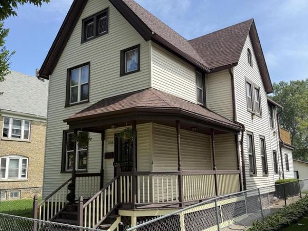 2328 N 9th STREET, Milwaukee, WI 53206