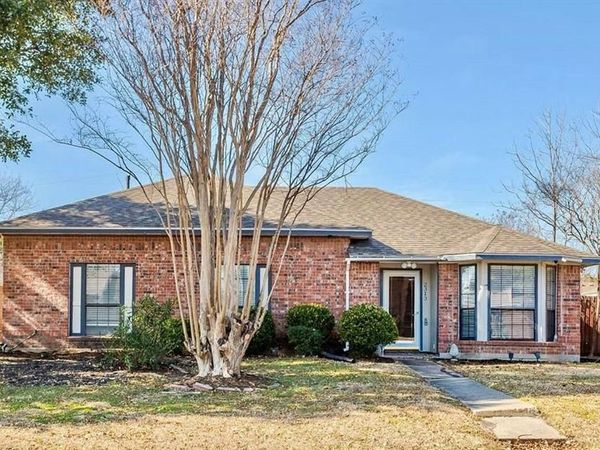 2313 Lakeshore Lane, Rowlett, TX 75088