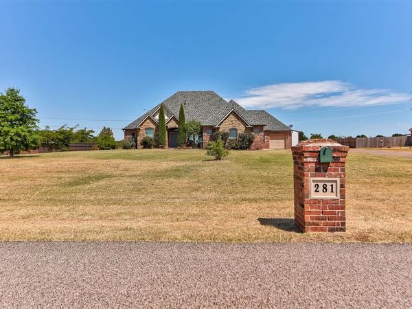 281 Meadow Lark Lane, Blanchard, OK 73010