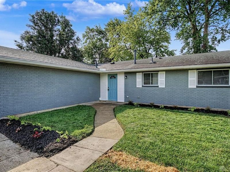 8215 Gibson Avenue, Fairborn, OH 45324 Photo 2