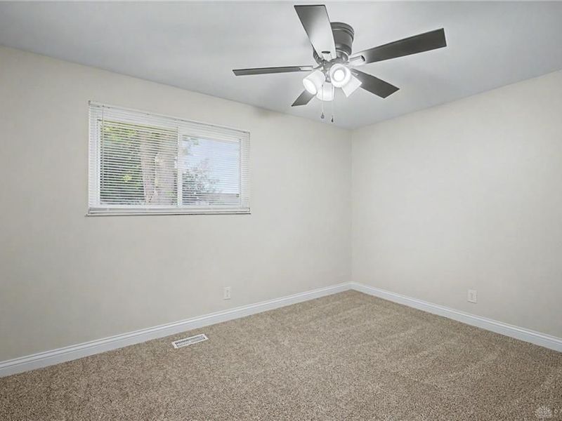 8215 Gibson Avenue, Fairborn, OH 45324 Photo 23