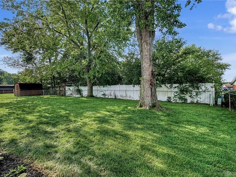 8215 Gibson Avenue, Fairborn, OH 45324 Photo 38