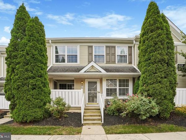 222 FLAGSTONE ROAD, Unit 7, CHESTER SPRINGS, PA 19425