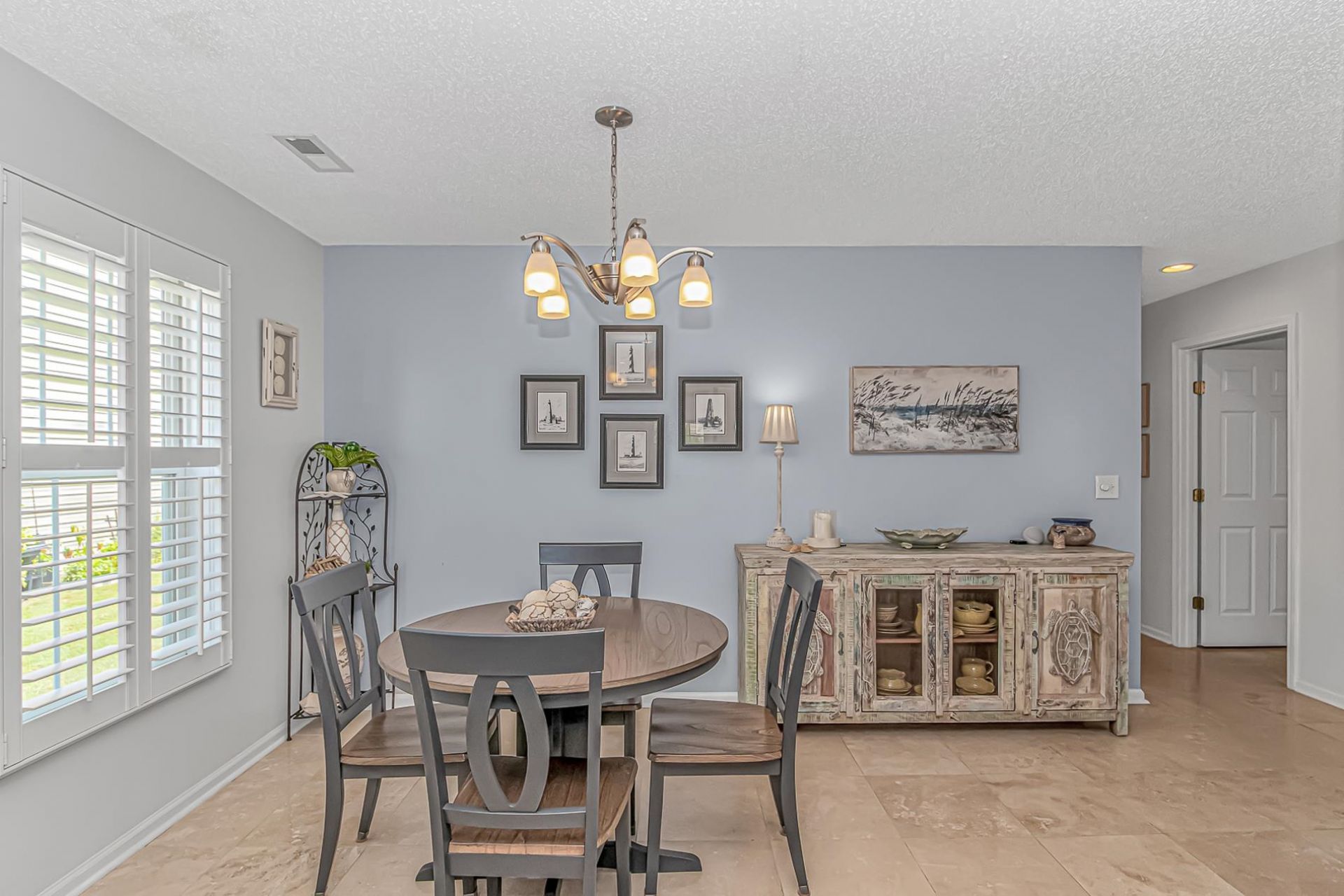 4283 Rivergate Ln. Photo 9